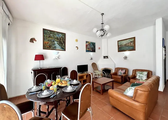 Apartment Twins 3 By Homing *